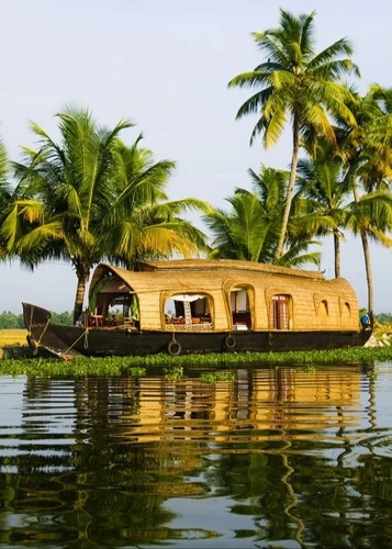 house-boat-500×500